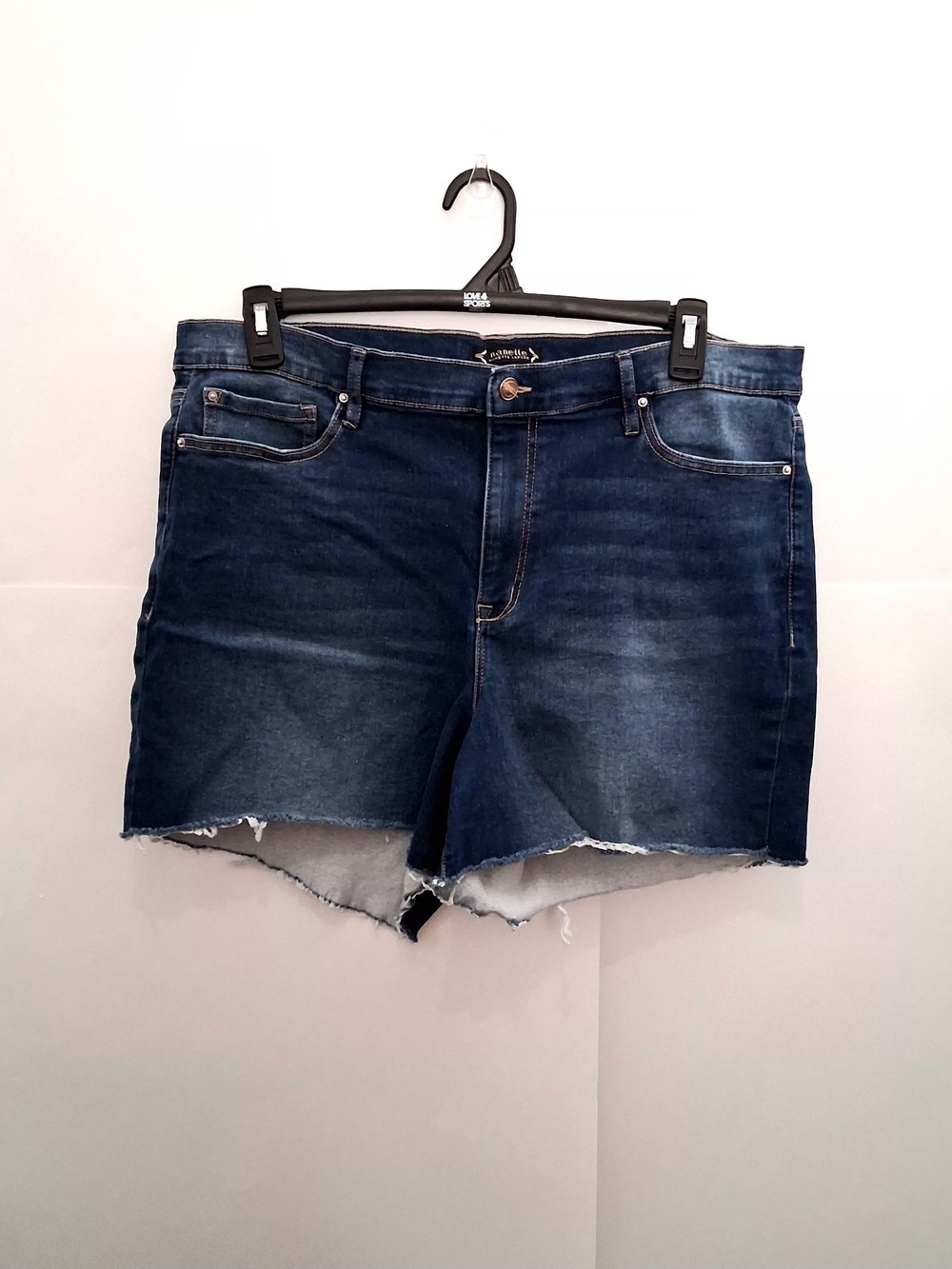 NANETTE Dark Blue High-Rise Frayed Hem Jean Shorts Size Plus 20